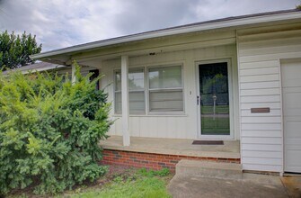 2242 S Florence Pl in Tulsa, OK - Building Photo - Building Photo