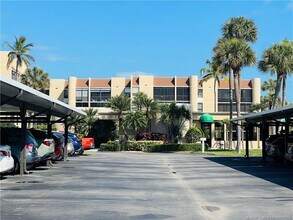 3442 NE Causeway Blvd in Jensen Beach, FL - Building Photo - Building Photo