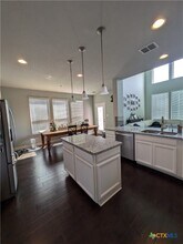 892 Maple Dr in New Braunfels, TX - Building Photo - Building Photo