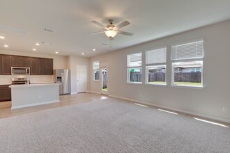 125 Morning Dawn Ln in Andice, TX - Building Photo - Building Photo