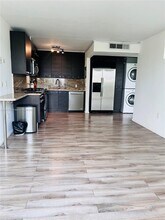 301 Jefferson Ave in Miami Beach, FL - Building Photo - Building Photo