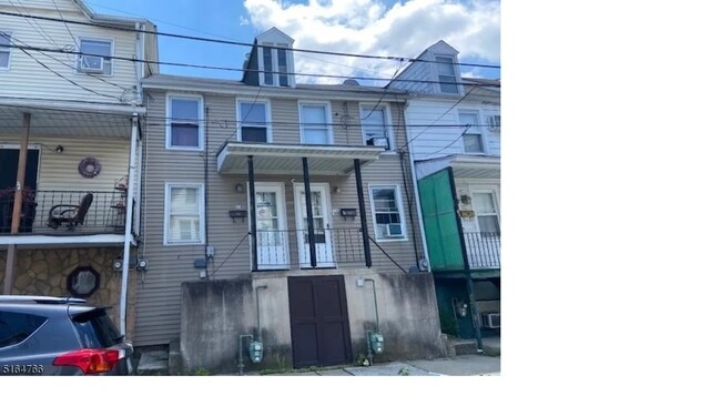 property at 116 Mercer St