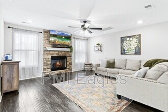 491 Kinslow Ct in Clarksville, TN - Building Photo - Building Photo