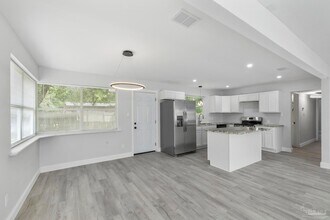 1029 Kearny Dr in Pensacola, FL - Building Photo - Building Photo
