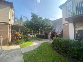 11232 SW 12th St in Pembroke Pines, FL - Building Photo