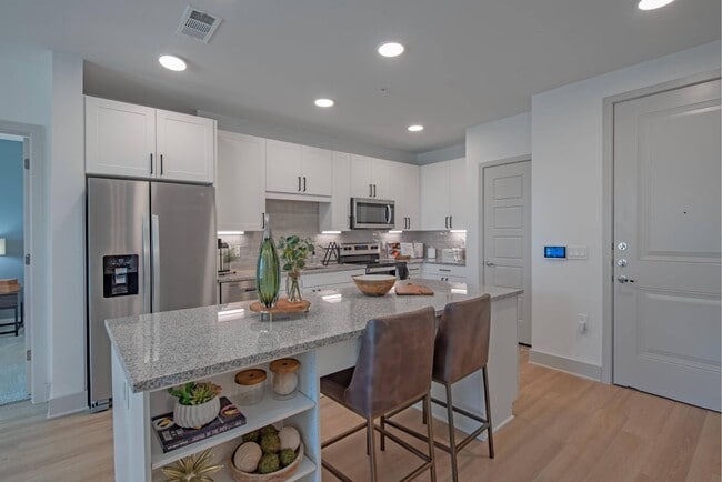 Alta Firewheel in Garland, TX - Building Photo - Building Photo