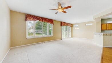 12214 Plum Grove Rd in Huntley, IL - Building Photo - Building Photo