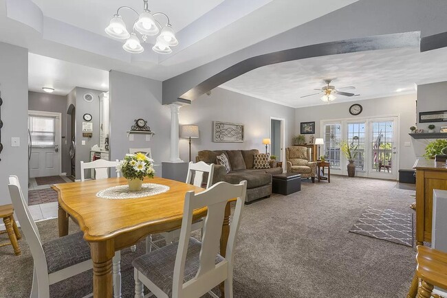 property at 280 Woodland Dr W