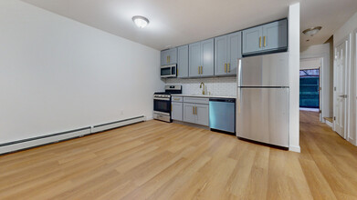 2181 Belmont Ave in Bronx, NY - Building Photo - Interior Photo