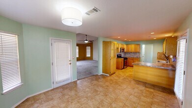 8047 Vintage Trace in Claremore, OK - Building Photo - Building Photo