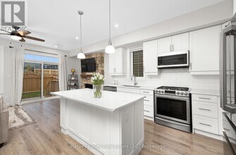 129 Red Pine St. in Blue Mountains, ON - Building Photo - Building Photo