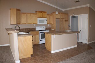 8144 Fernwood Ave in California City, CA - Building Photo - Building Photo