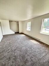 447 Garland Cir in Lancaster, PA - Foto de edificio - Building Photo