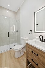 1058 N Central Park Ave in Chicago, IL - Building Photo - Building Photo