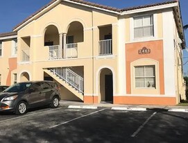 2461 SE 16th Terrace in Homestead, FL - Building Photo
