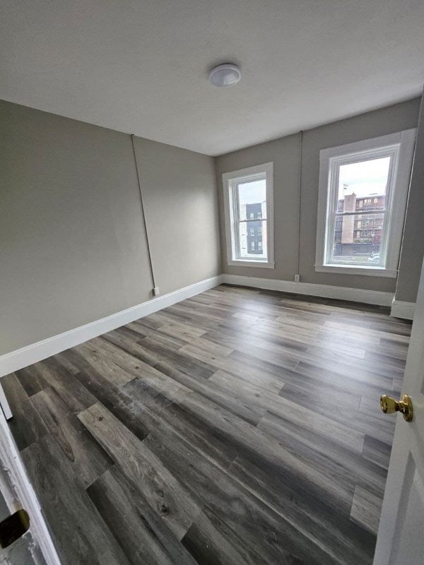 123 Walnut St in Holyoke, MA - Foto de edificio - Building Photo