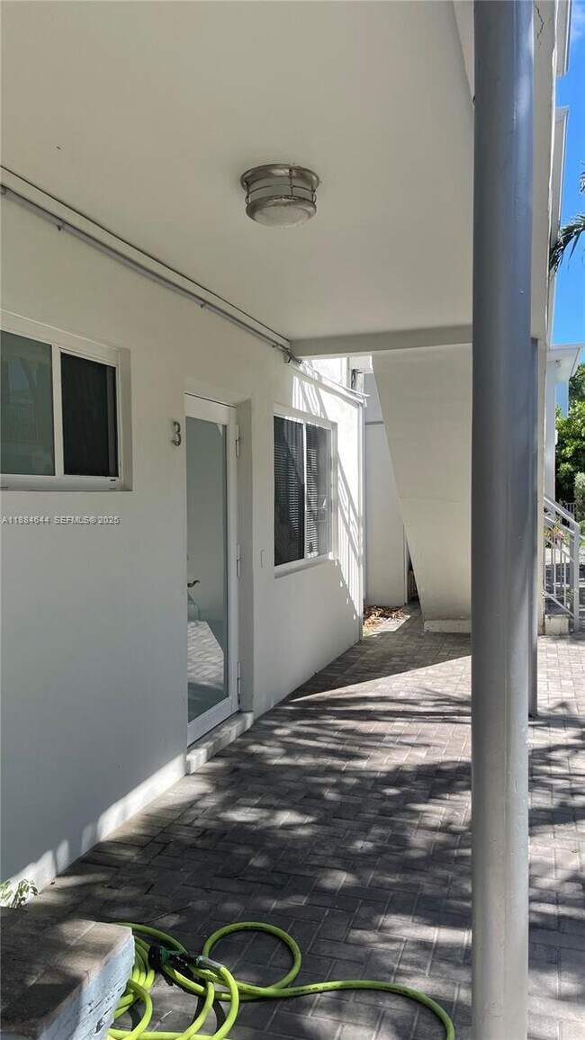 320 86th St in Miami Beach, FL - Building Photo - Building Photo