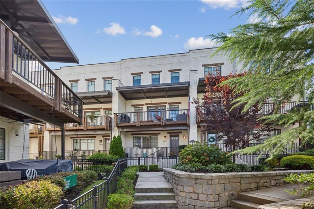 1837 Brooks Dr NW in Atlanta, GA - Building Photo