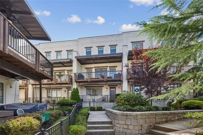 property at 1837 Brooks Dr NW