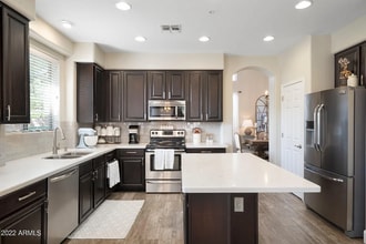 7625 E San Fernando Dr in Scottsdale, AZ - Building Photo - Building Photo