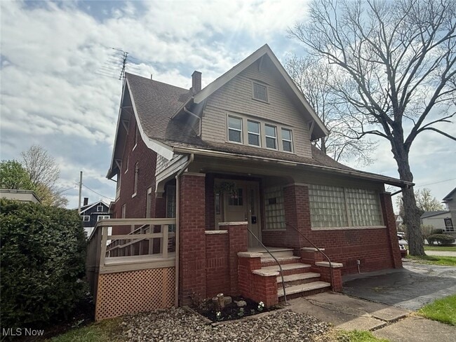 property at 1910 E Market St