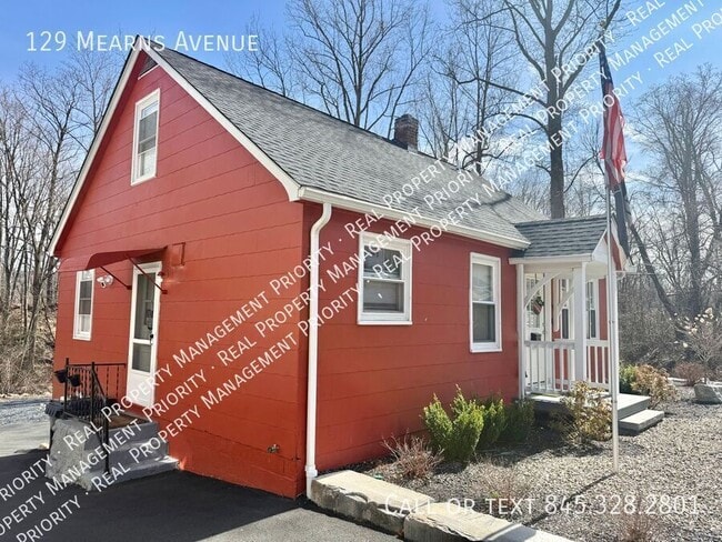 129 Mearns Ave in Highland Falls, NY - Building Photo - Building Photo