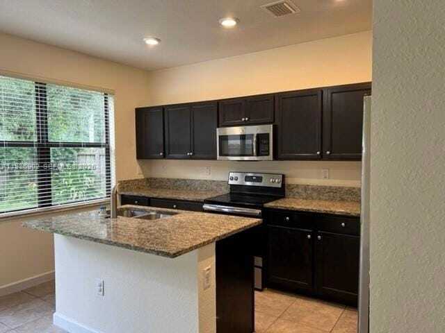 144 NE 37th Terrace in Homestead, FL - Building Photo - Building Photo