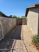 2507 E Campo Bello Dr in Phoenix, AZ - Foto de edificio - Building Photo