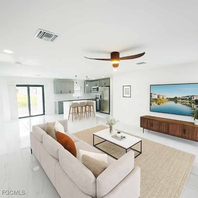 1829 NW 24th Ave in Cape Coral, FL - Building Photo - Building Photo