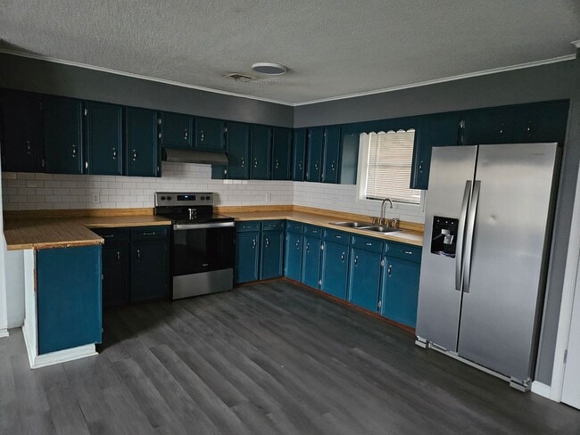 318 L Dubois Rd in New Iberia, LA - Building Photo - Building Photo