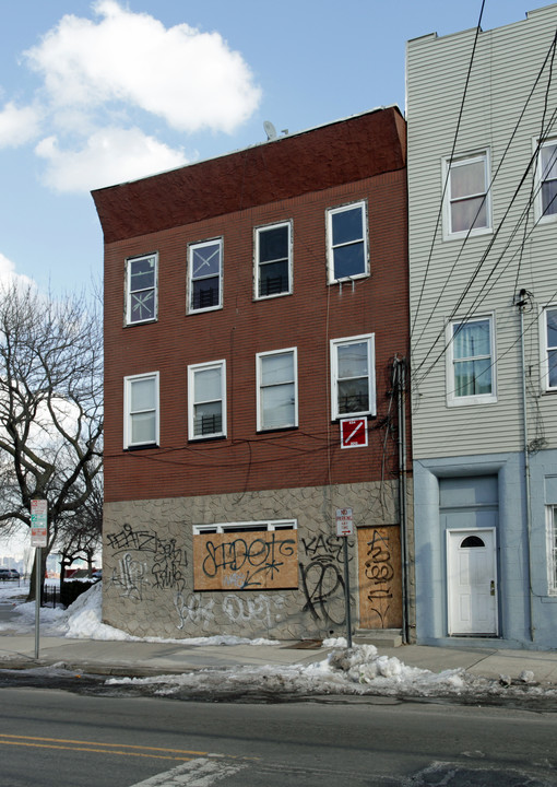 454 Palisade Ave in Jersey City, NJ - Foto de edificio