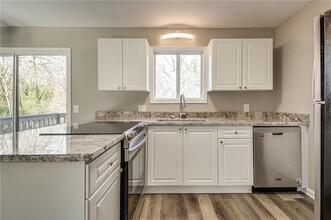 3912 Darryl Ln in Gainesville, GA - Building Photo - Building Photo