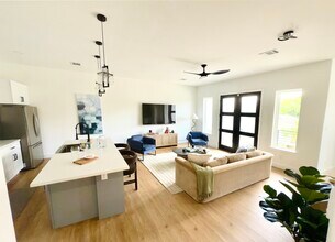 2807 Brailsfort St in Houston, TX - Building Photo - Building Photo