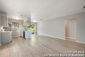 2105 Darwin Dr in San Antonio, TX - Building Photo - Building Photo