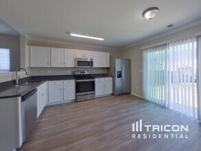 3634 Charterhall Ln in Charlotte, NC - Building Photo - Building Photo