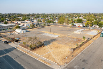 East Lake Apartments in Marysville, CA - Building Photo - Building Photo