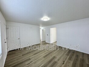 49 S 200 W in Lehi, UT - Building Photo - Building Photo
