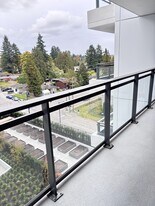 13675-1107A 107A Ave in Surrey, BC - Building Photo