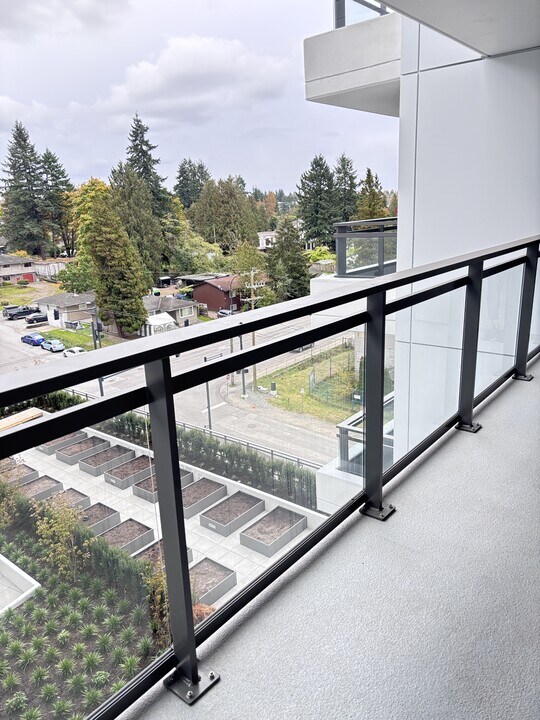 13675-1107A 107A Ave in Surrey, BC - Building Photo