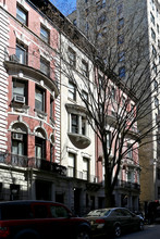 313 W 100th St in New York, NY - Building Photo - Primary Photo