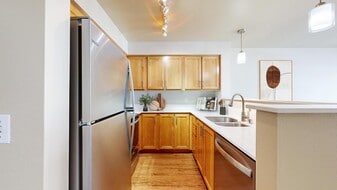 The Kennedy Building in Seattle, WA - Building Photo