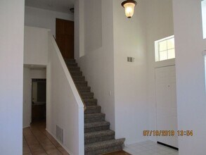 43085 Corte Salamanca in Temecula, CA - Building Photo - Building Photo