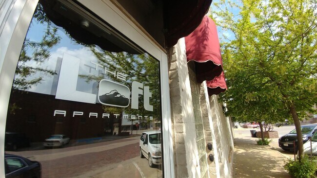 105 S Brown St in Pierce, NE - Building Photo - Building Photo