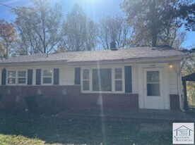 1648 Rivermont Hts Rd in Martinsville, VA - Building Photo