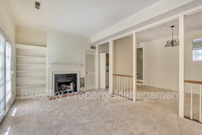1012 Huntwood Ln in Charlottesville, VA - Building Photo - Building Photo