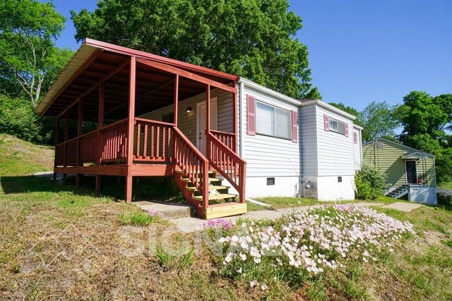 225 Pine St in Hueytown, AL - Building Photo - Building Photo
