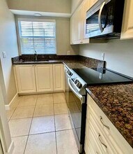 413 N Cypress Dr in Jupiter, FL - Building Photo - Building Photo