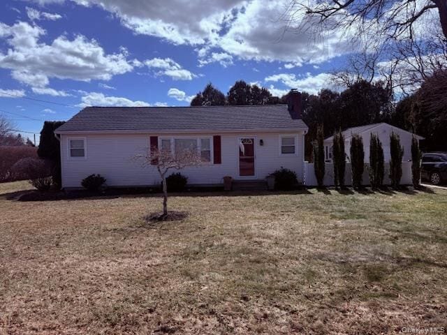 16 Magee Dr in Southampton, NY - Building Photo - Building Photo