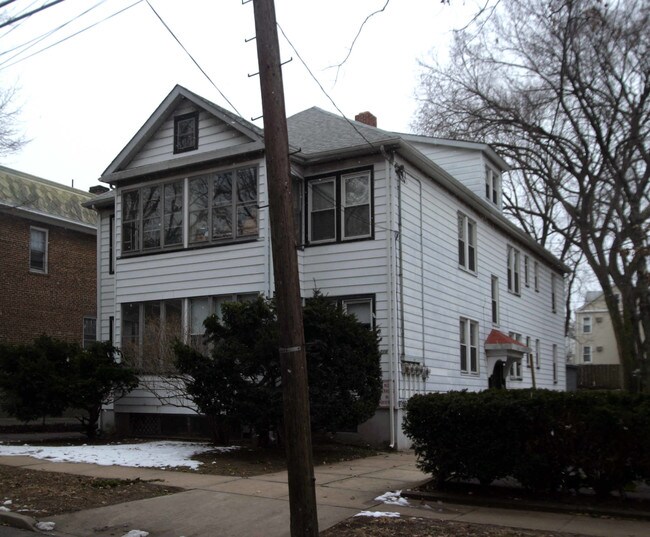 216-218 Dennison St in Highland Park, NJ - Building Photo - Building Photo