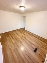 100.5 E Middle St in Hanover, PA - Building Photo - Building Photo